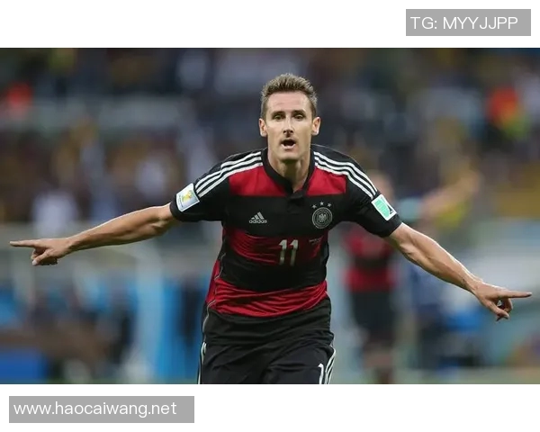 德国世界杯足球明星的辉煌历程与传奇瞬间回顾
