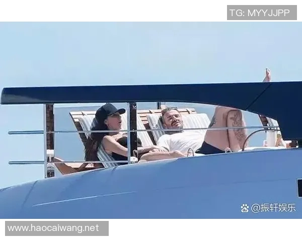 世界足球巨星们的奢华游艇生活揭秘与精彩瞬间回顾