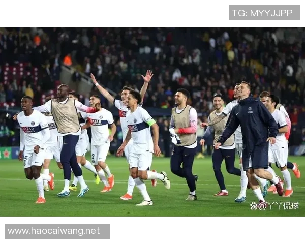 巴塞罗那与巴黎圣日耳曼精彩重播回顾赛场瞬间与战术分析